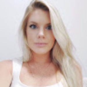 Meet your Posher, Leanne